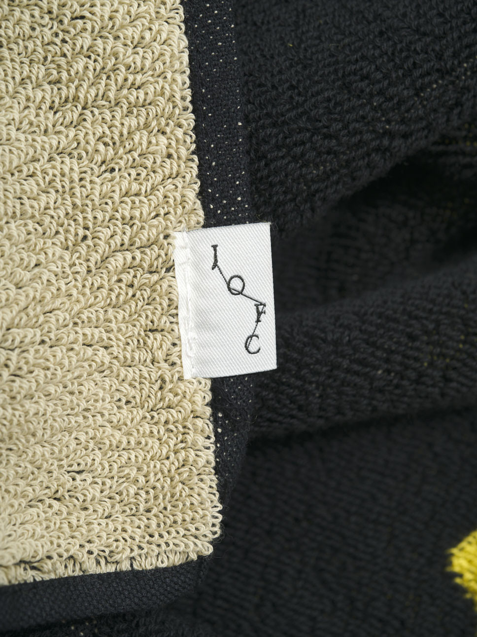 岡田准一 岡田一門 ファンミーティング ネックストラップ ピンバッジ