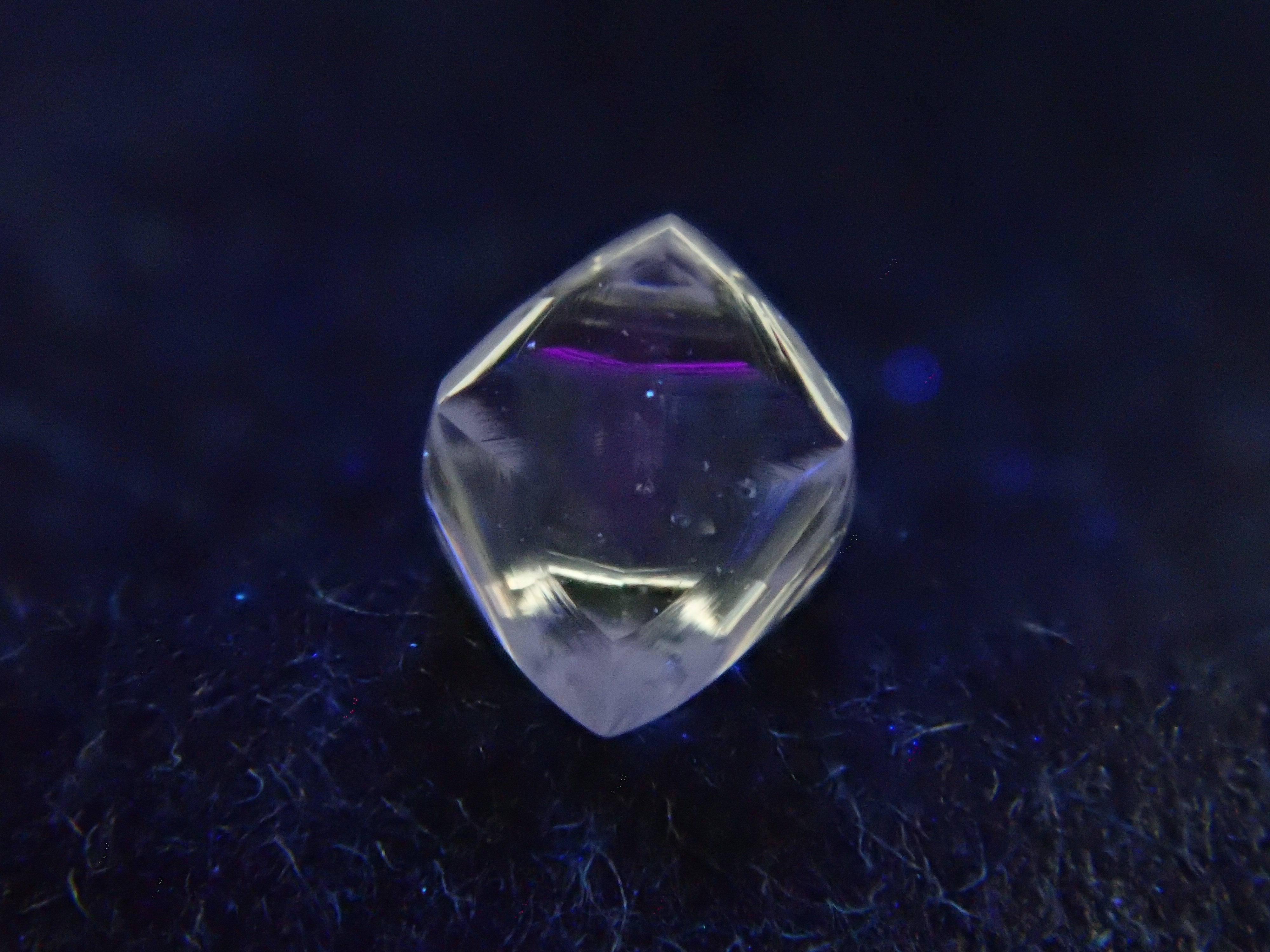 ダイヤモンド原石（ソーヤブル） 0.125ctルース