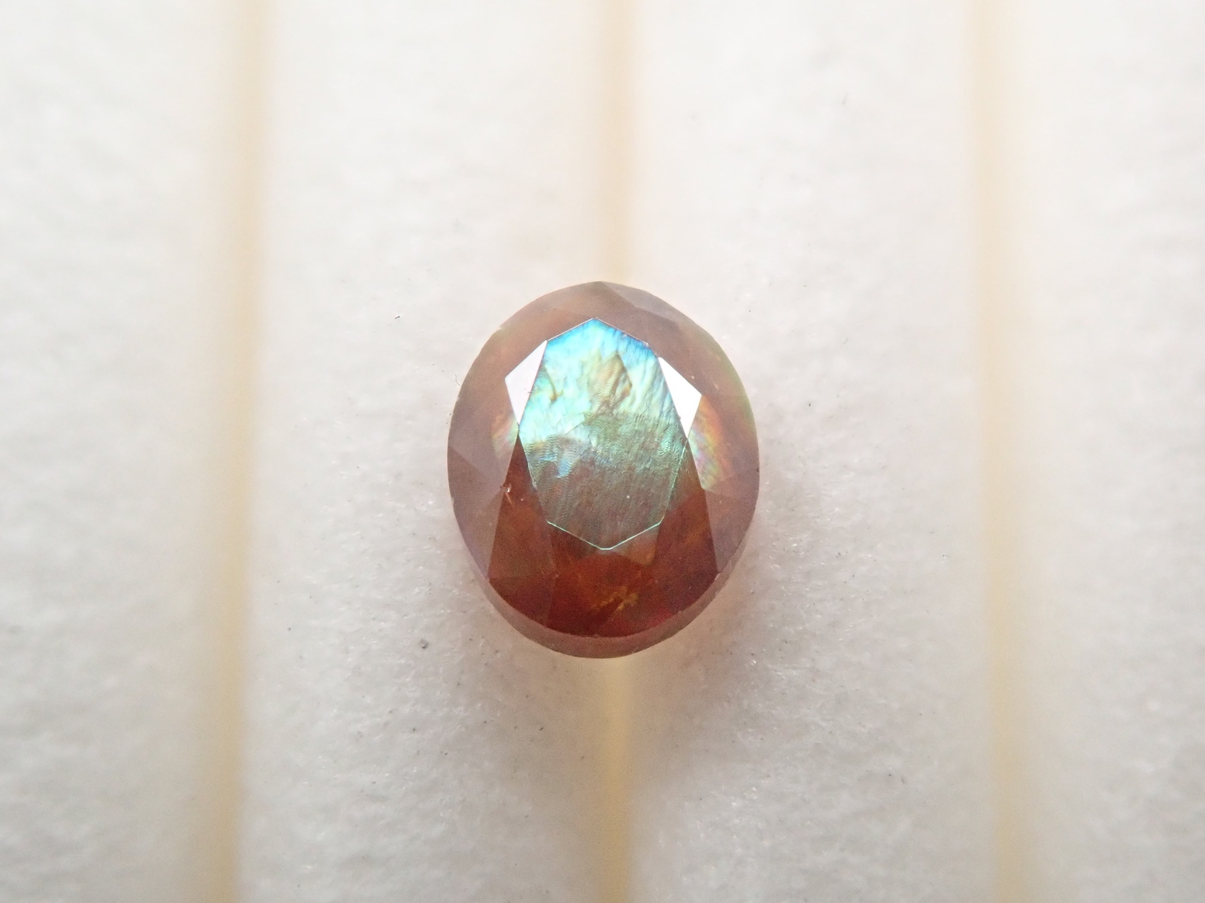 奈良県天川村産レインボーガーネット（アンドラダイトガーネット