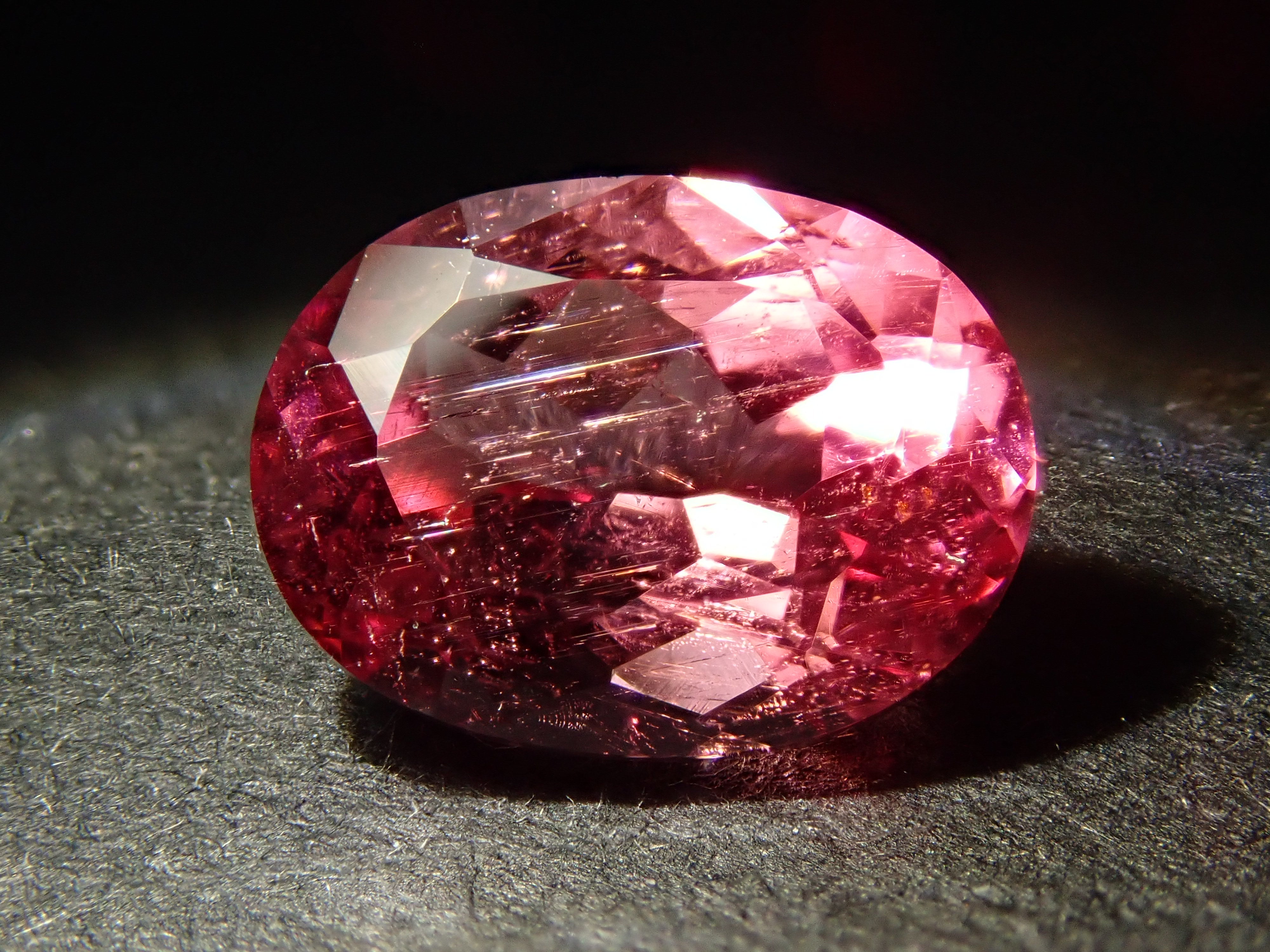 ナイジェリア産ピンクトルマリン 1.527ctルース