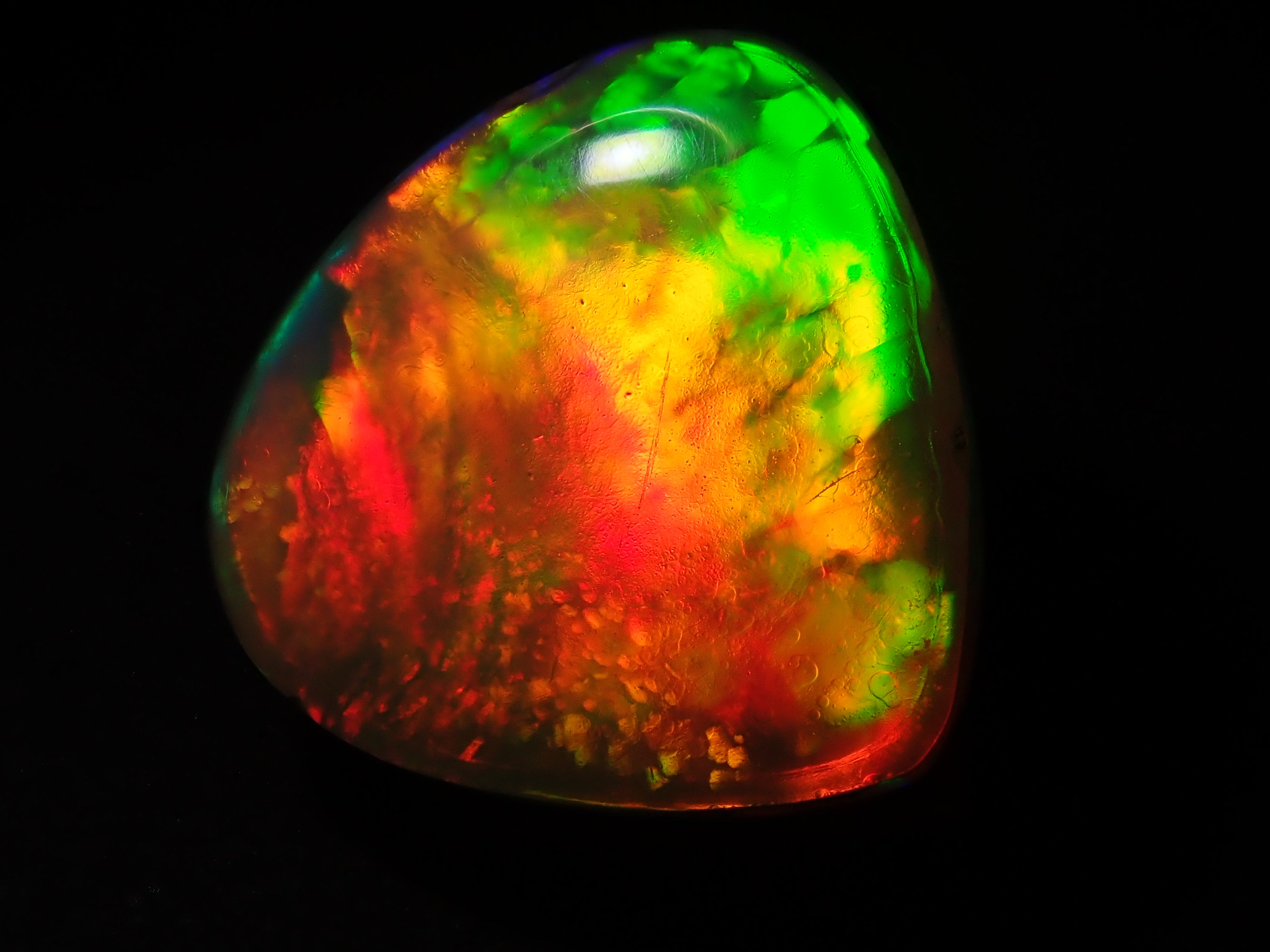 ハニカムオパール 2.414ctルース