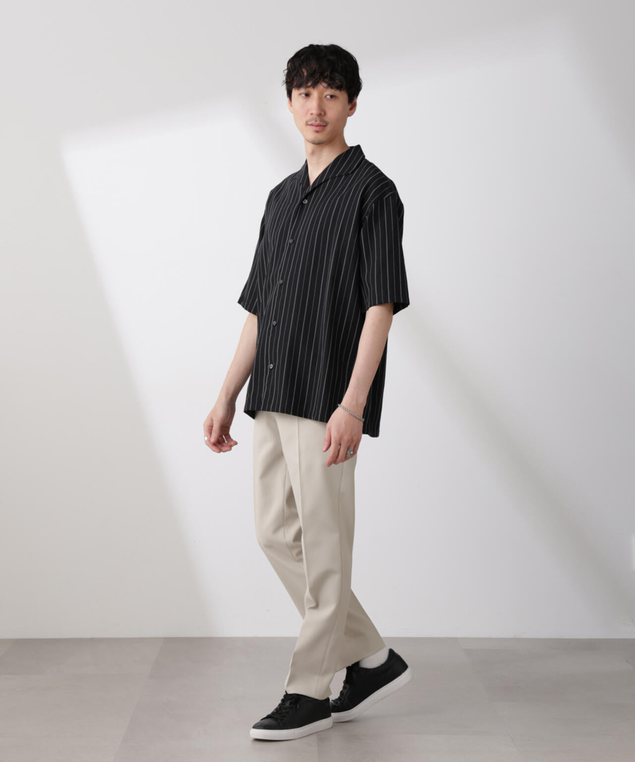 リネンブレンドピンストライプワイドカラーシャツ（セットアップ可)