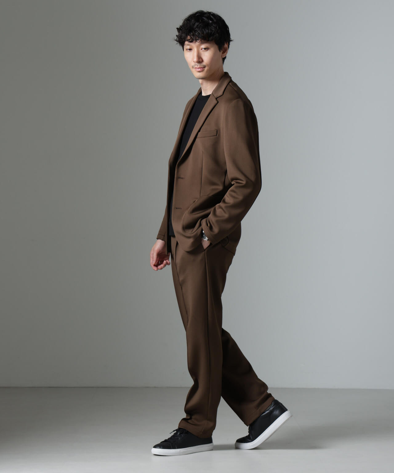 コンフォータブル ストレッチ セットアップ