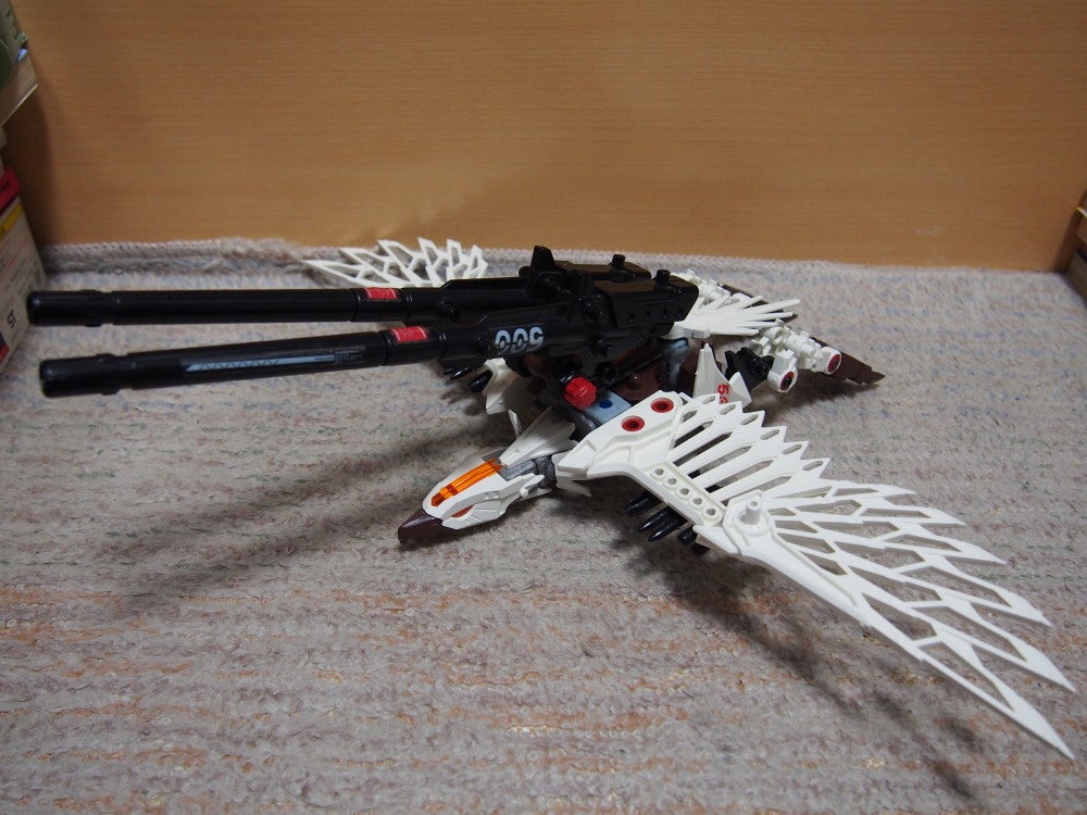 未組立 ゾイドブロックス バスターイーグル ワシ型 プラモデル