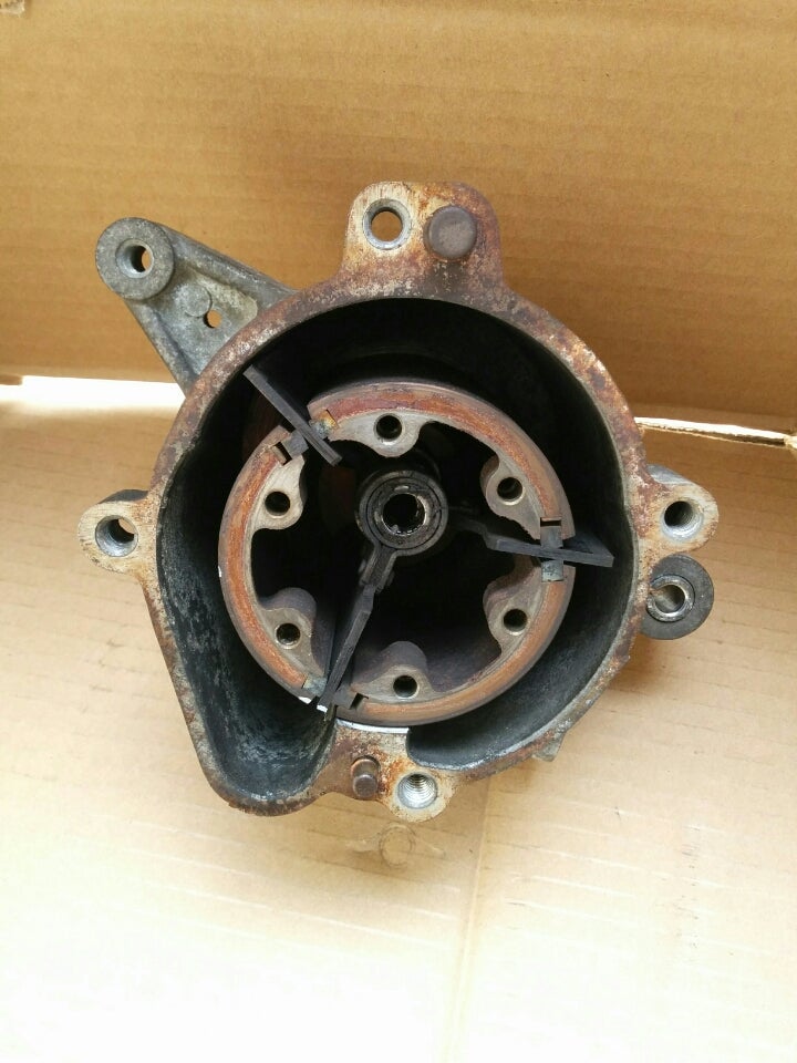 アペックスシール固着 引っ掛かり 分解 | RX-7 FD3S エアーポンプ修理