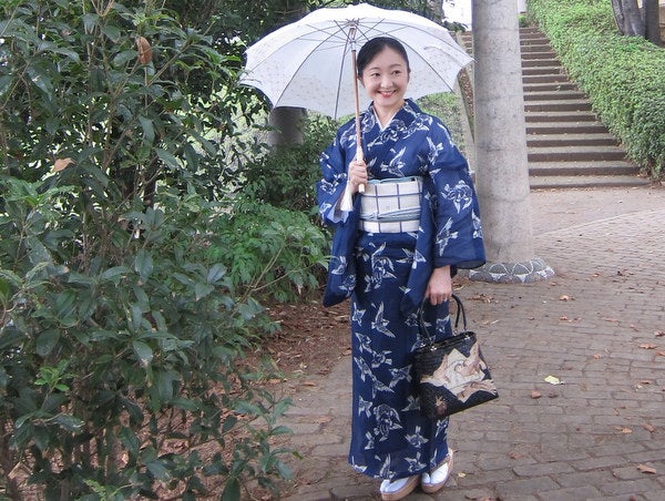日本の夏の風物詩 浴衣いろいろ「絹紅梅」 | 朝香沙都子オフィシャル