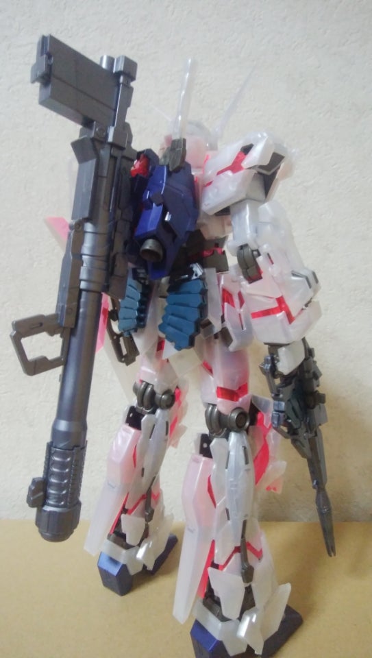 イベント限定MG 1/100 ユニコーンガンダム［メタリックグロス