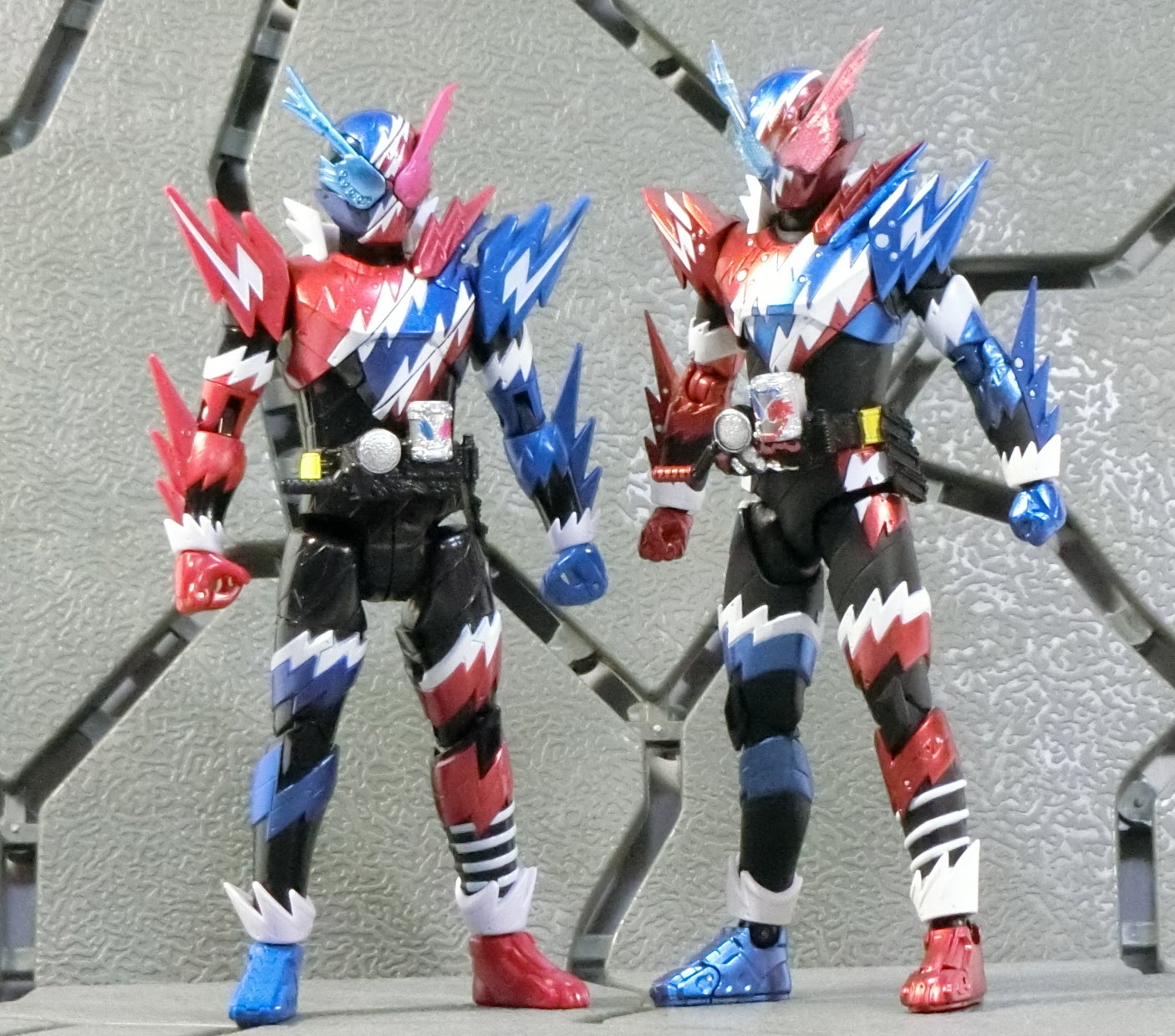 S.H.Figuarts 仮面ライダービルド ラビットタンクスパークリング