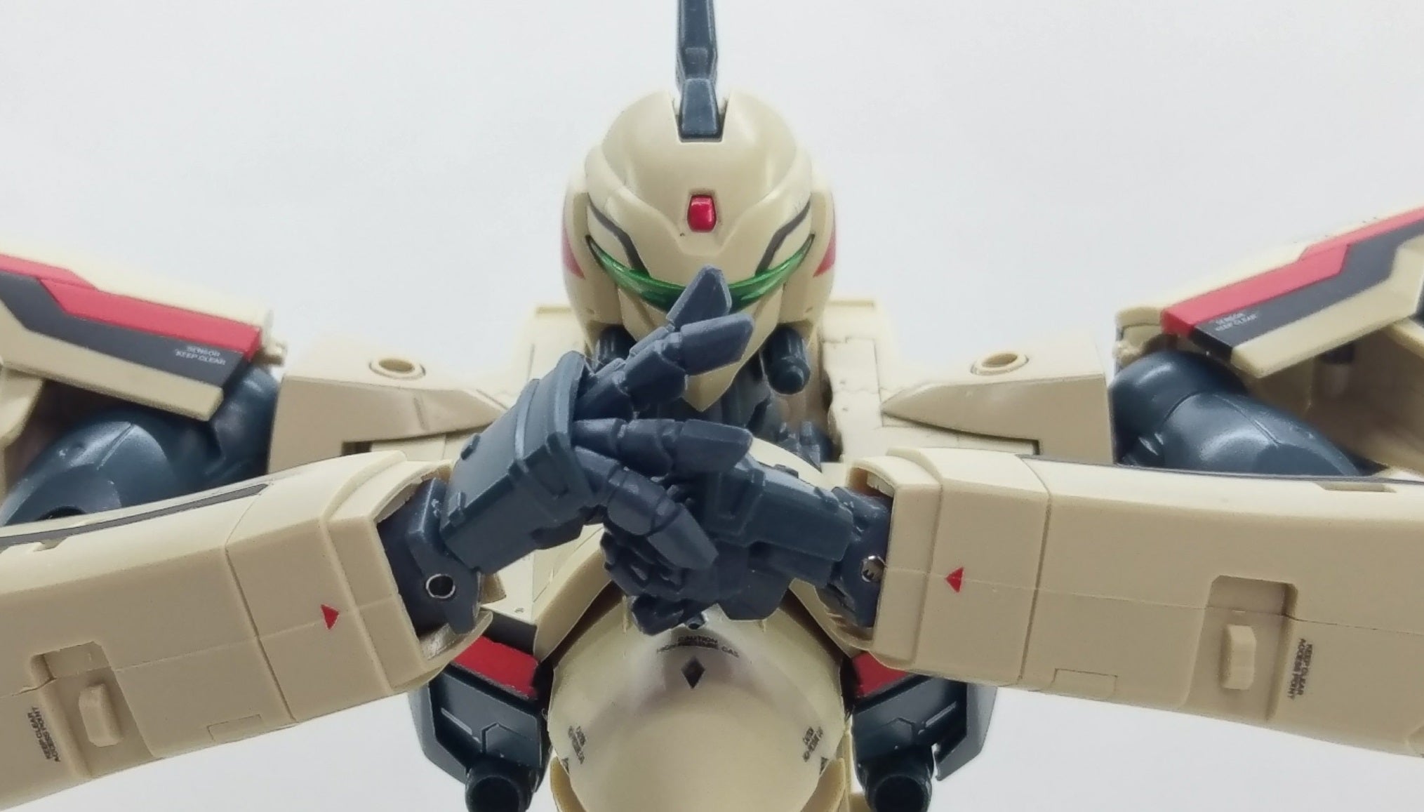 おもちゃ：DX超合金 YF-19 フルセットパック レビュー その1 | 雑