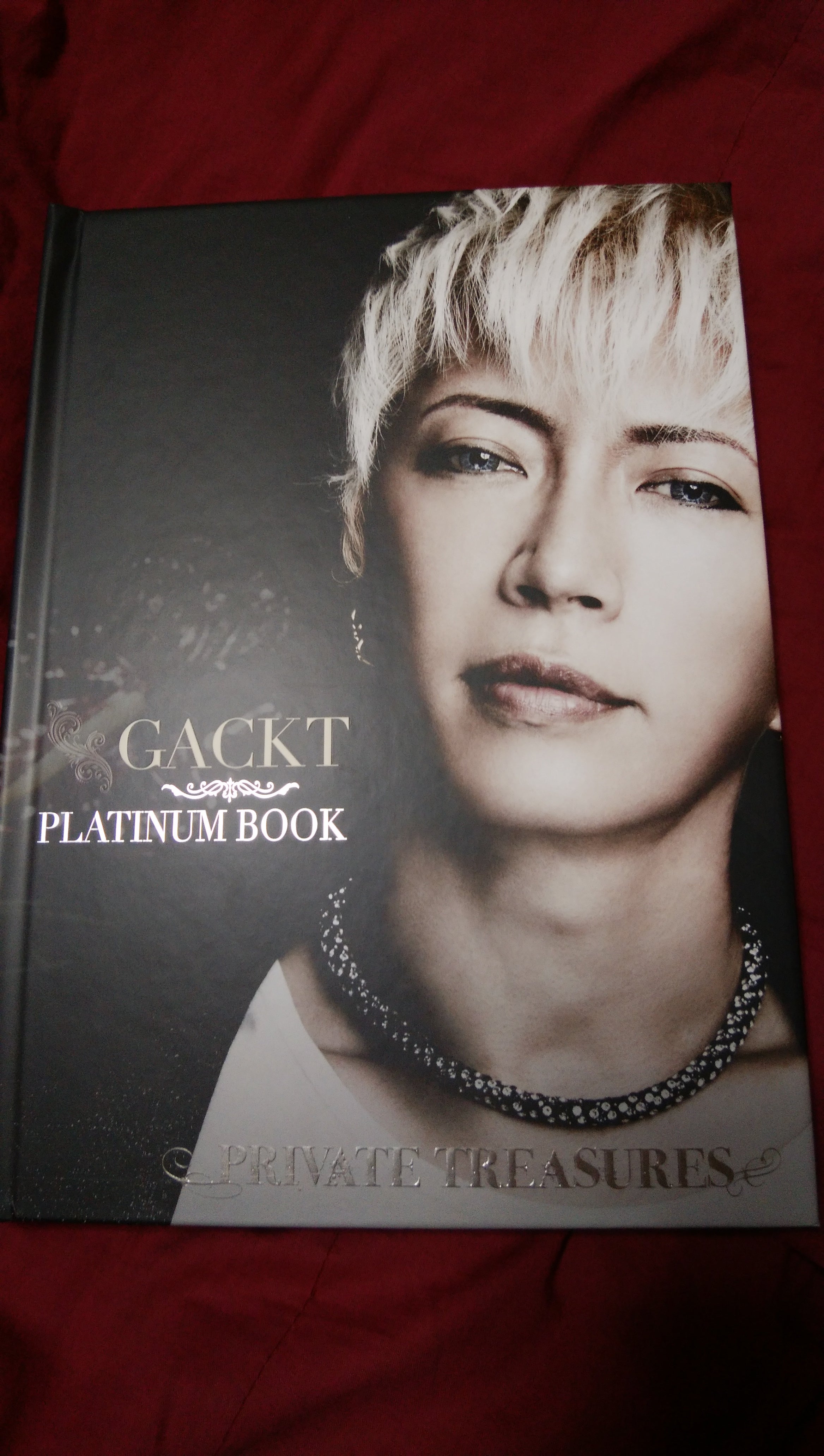 GACKT PLATINUM BOOK 〜PRIVATE TREASURES〜」♪ | 『GACKT 10 YEARS