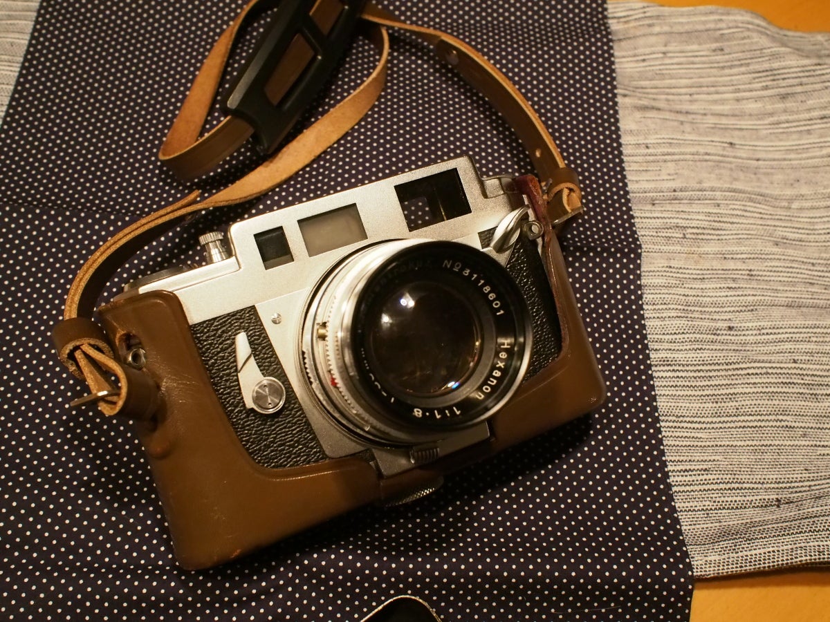 珠玉の名機・コニカⅢA～日本的カメラにおける美学の最高峰 | 山と料理