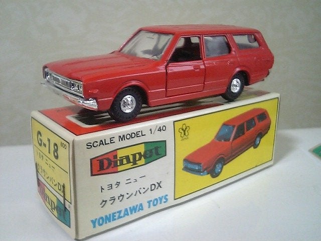 ダイヤペット 01355 トヨタクラウンバンDX 1975年