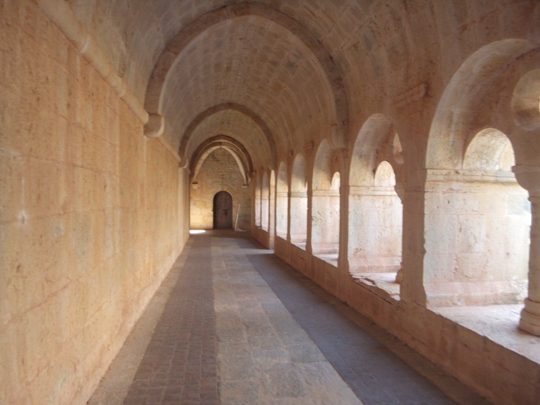 フランス紀行 10 世界遺産 ル・トロネ修道院 | ☆望む未来を引き寄せる