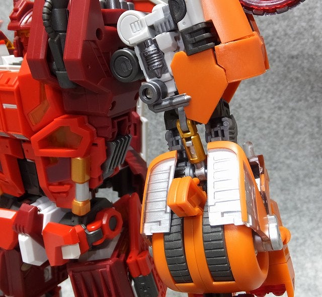 MAKETOYS社 QUANTRON（≒コンピューティコン） | I love Transformers！