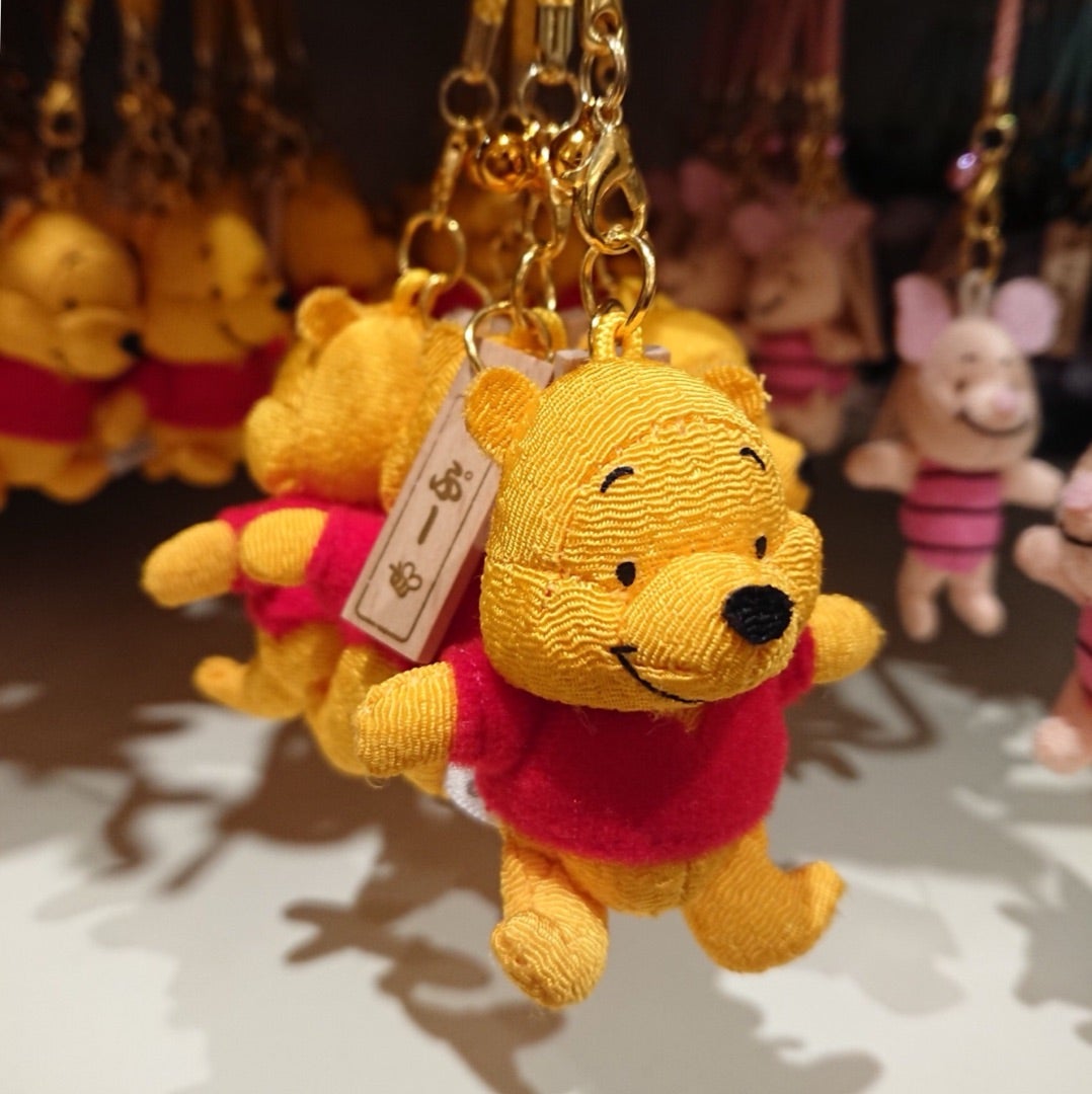 ちりめん風！プーさんと仲間たちの根付ストラップ新発売♡ | 東京