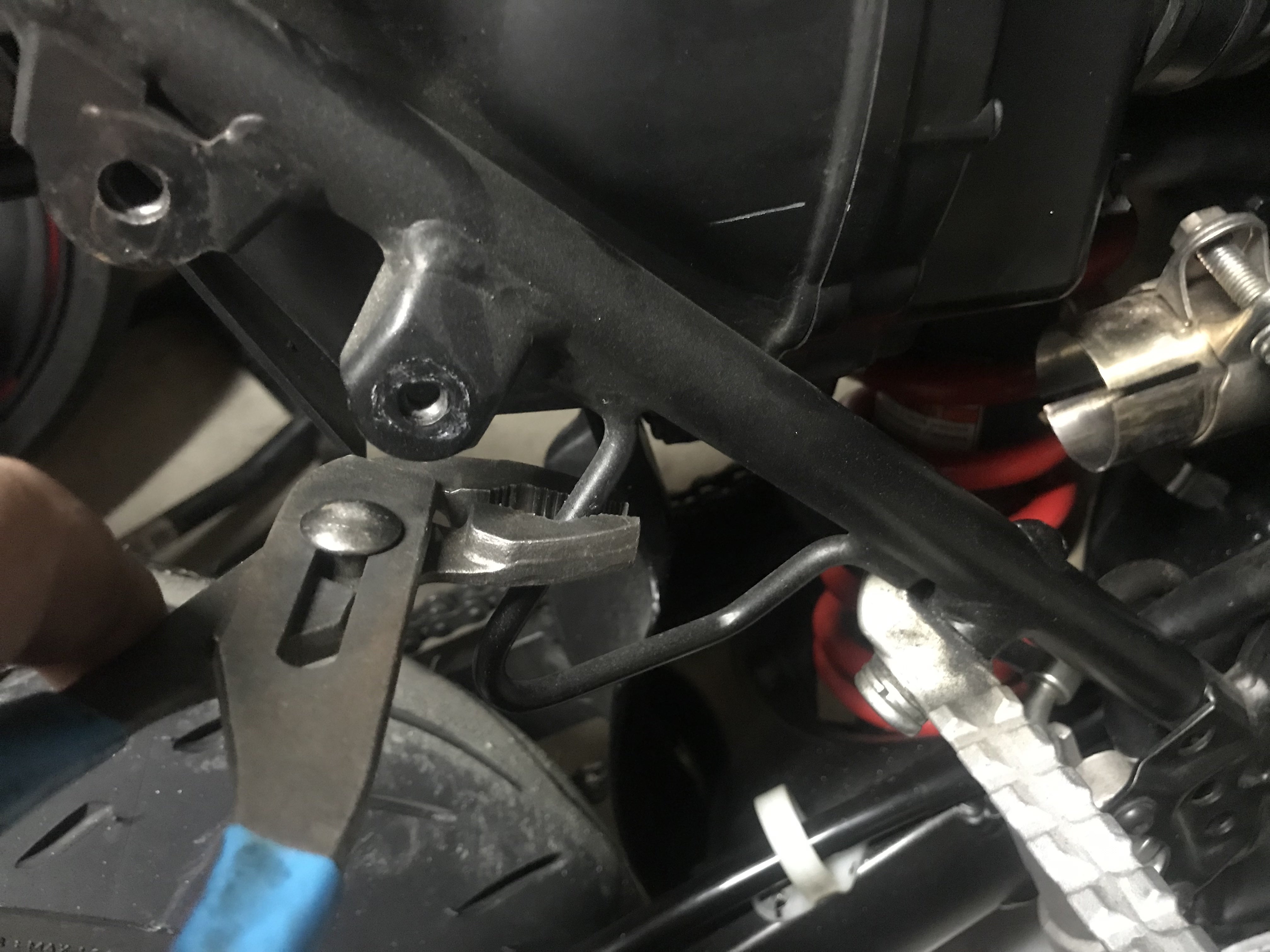 DトラッカーX Q4メガボム取り付け | クロベエの工作日記