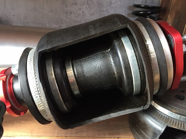 2月11日。エアサスのバッグ変更について。 | SWAPの秘密基地