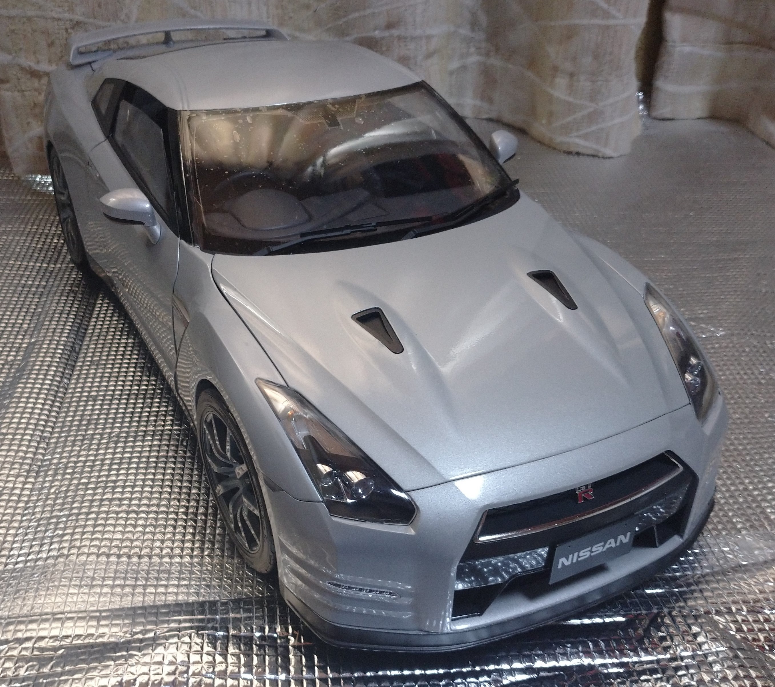 1/8 EAGLEMOSS NISSAN GT-R R35 しょの壱(´ι _`;) | 牛乳雑巾(´ι _
