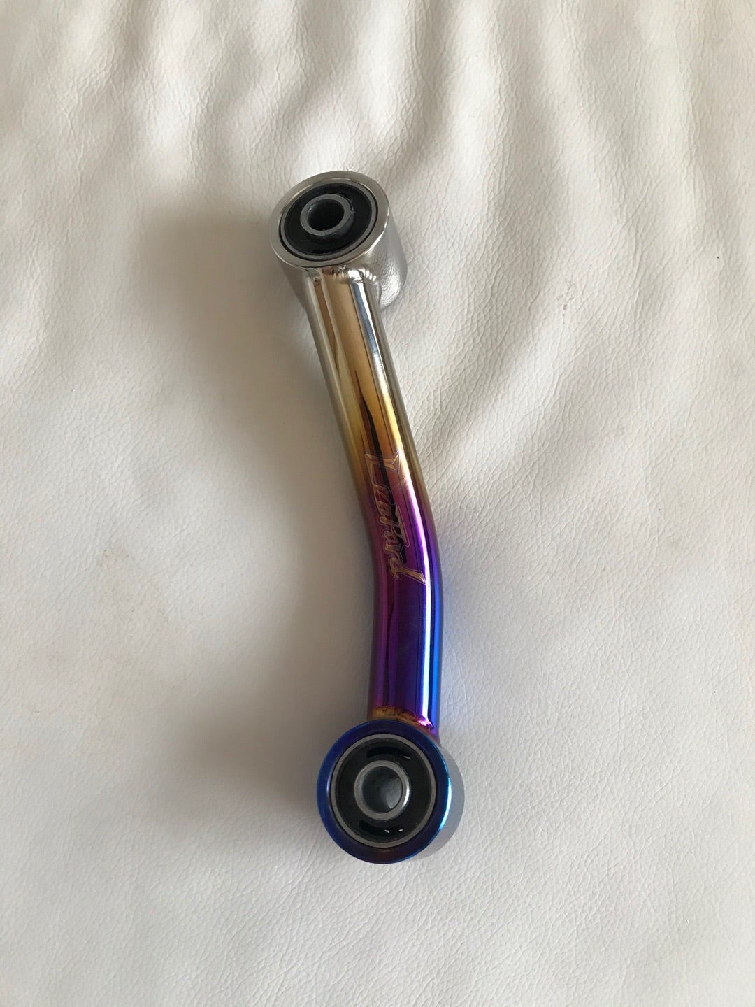 Leopard 振動軽減チタンエンジンサブハンガー | 2013台湾シグナスX