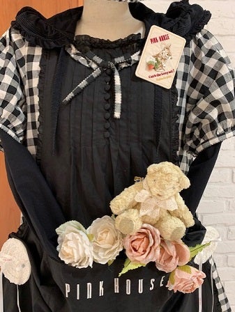 ♡エプロン付きローンワンピースのコーデ♡ by PINK HOUSE (ピンク