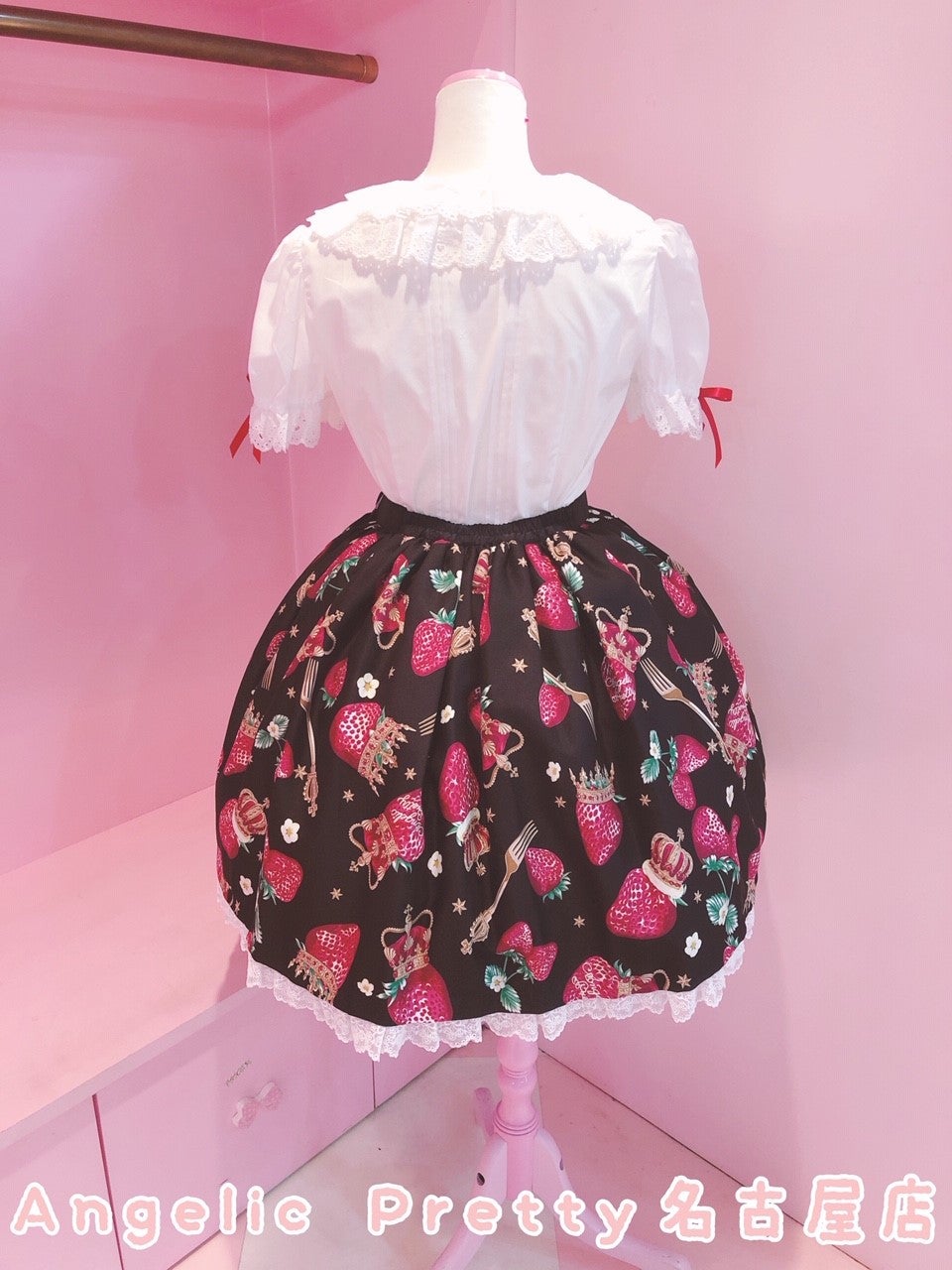 ☆新作入荷情報～「Royal Crown Berry」シリーズ～ | Angelic Pretty