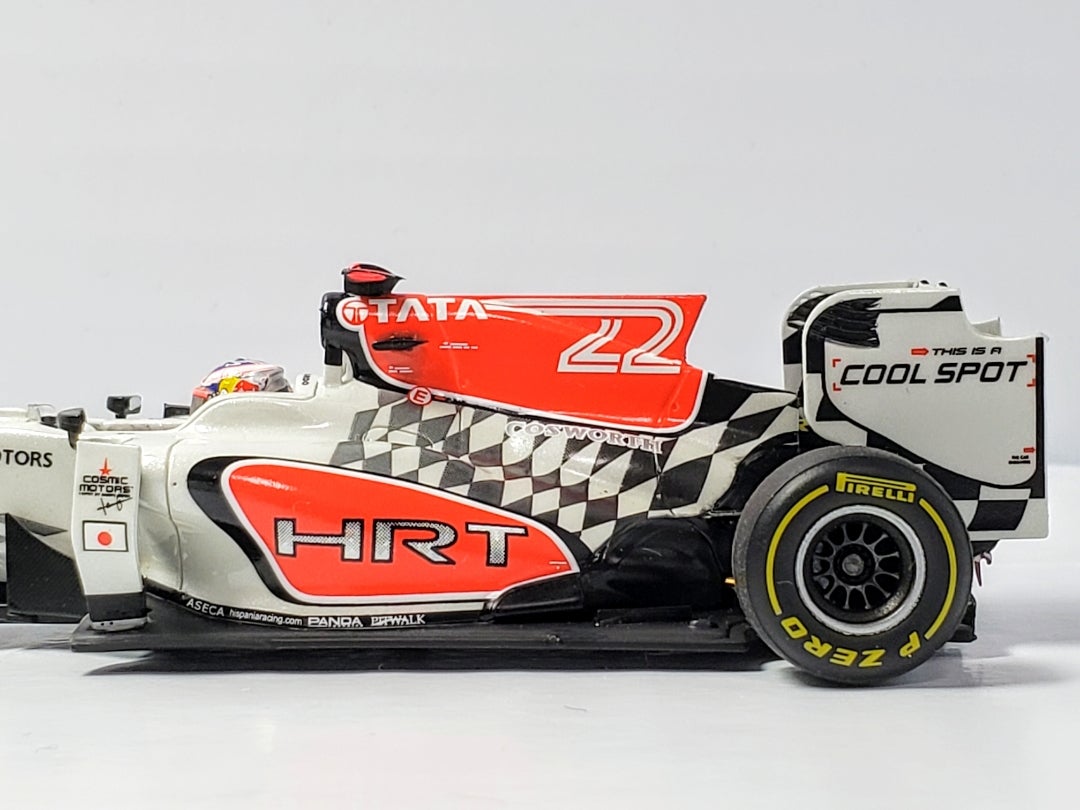 デビューは下位チームから HRT F111 ダニエル・リカルド# | ~クルマの