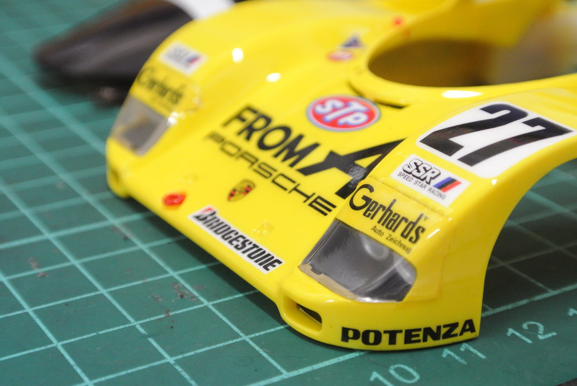 ブンドド】ミニッツ！PORSCHE962ボディ走行前準備【オープン用ボディ