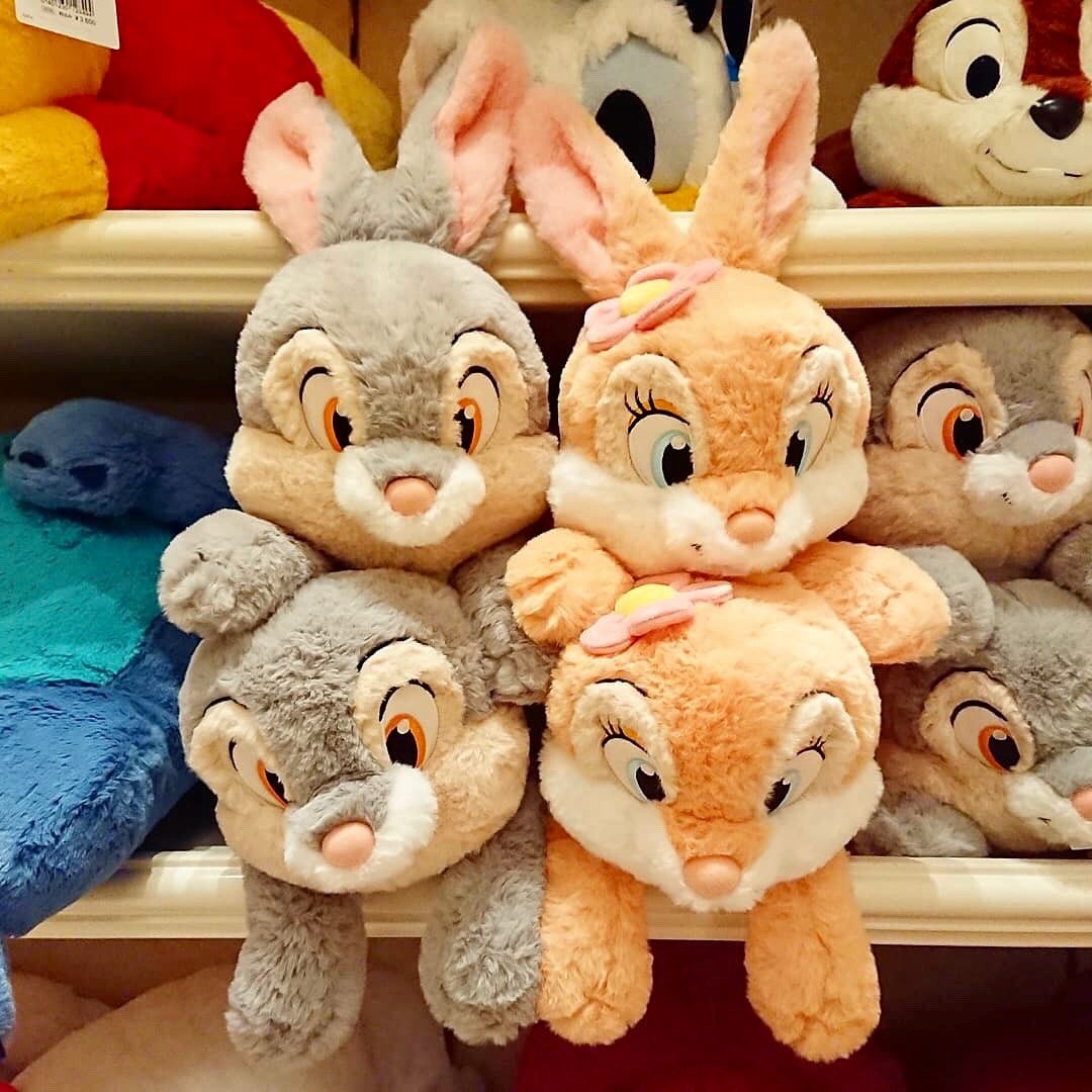 ふわふわの抱き心地！とんすけ＆ミスバニーの抱きまくら新発売