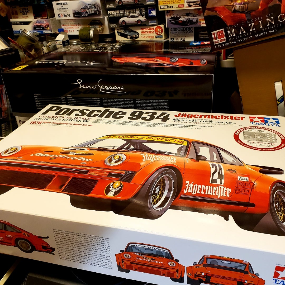 TAMIYA 1/12 ポルシェ934 イェーガーマイスター【その1】 | かみぷら鉄道