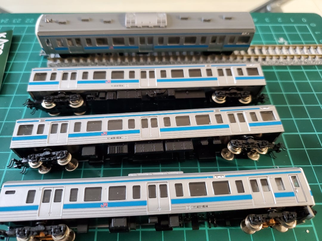 TOMIX 92050 415系1500番台九州色】を再生する④ | 鉄道模型なまけ日記