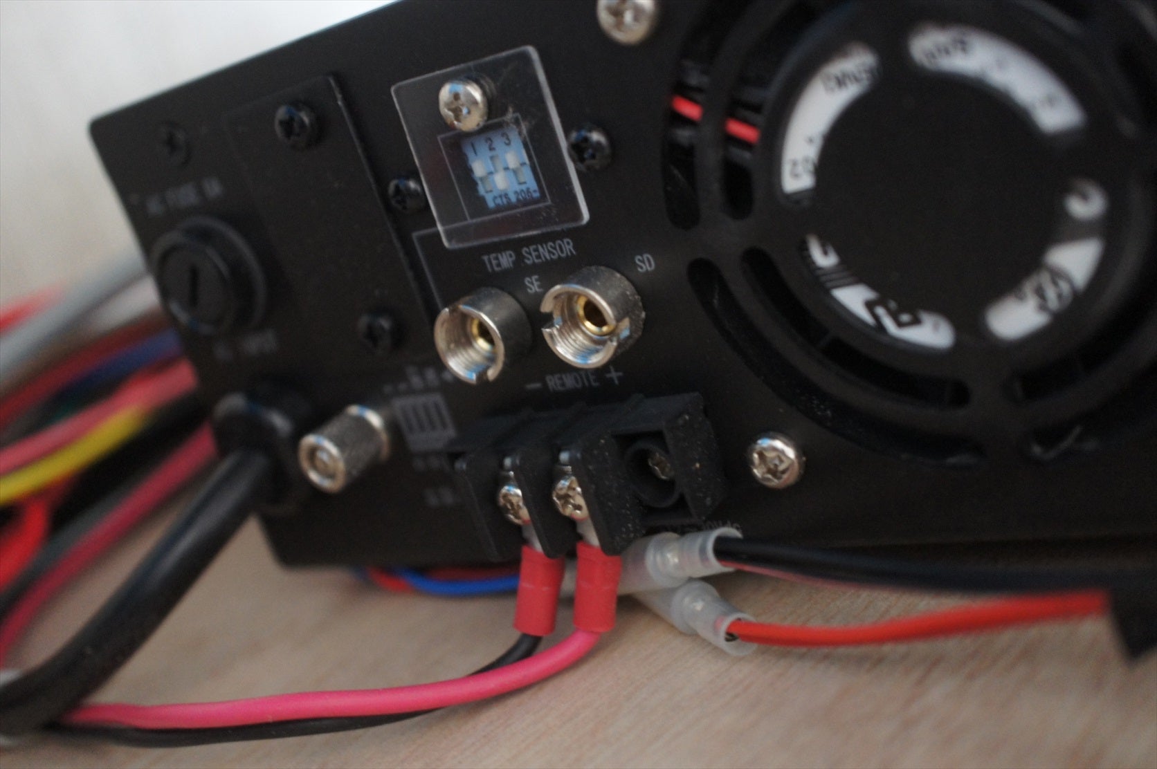 キャンピングカー快適化 ～ リチウムバッテリー 外部充電