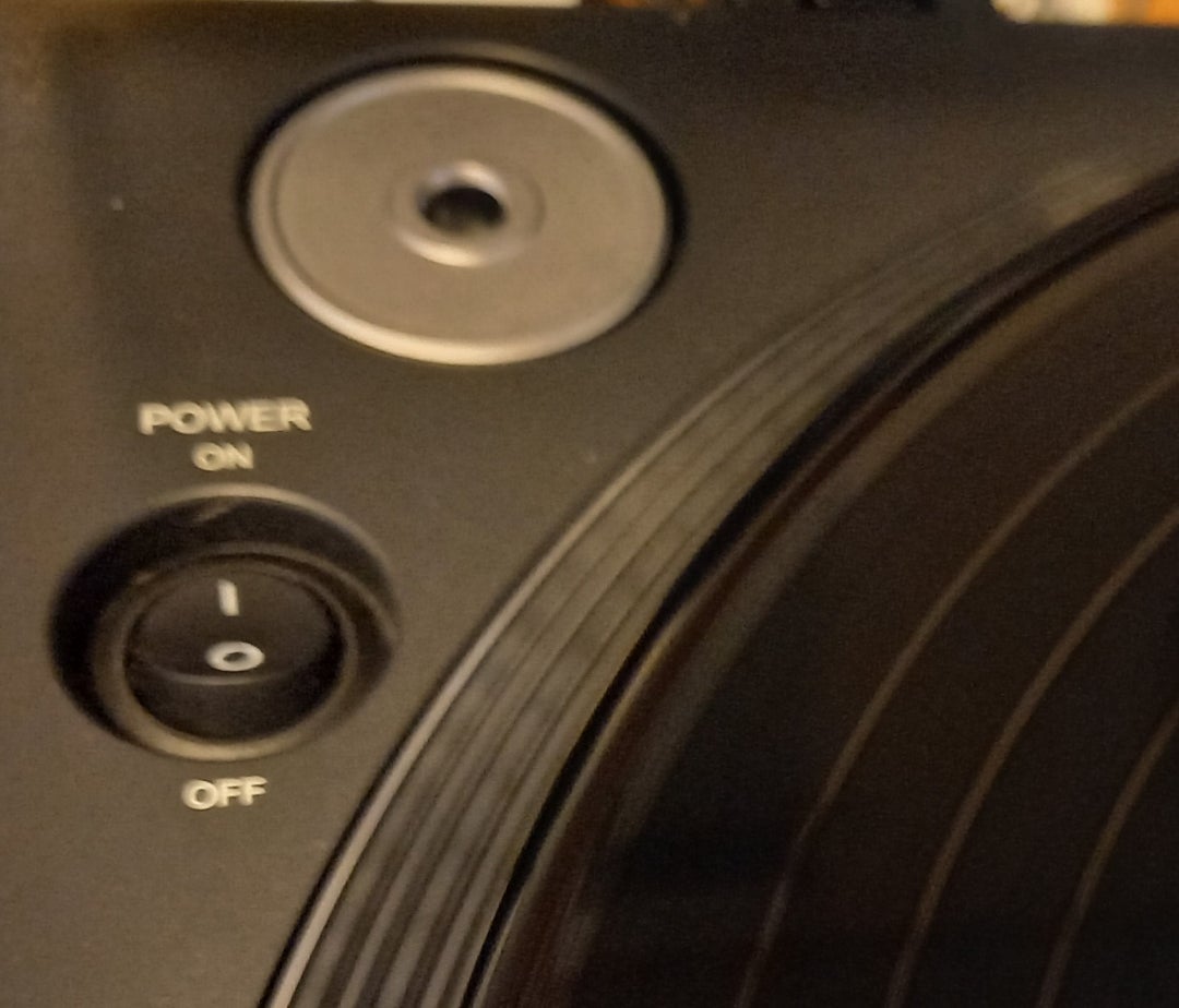 キクタニミュージックのDJ用レコードプレーヤー | 70年代の4chステレオ