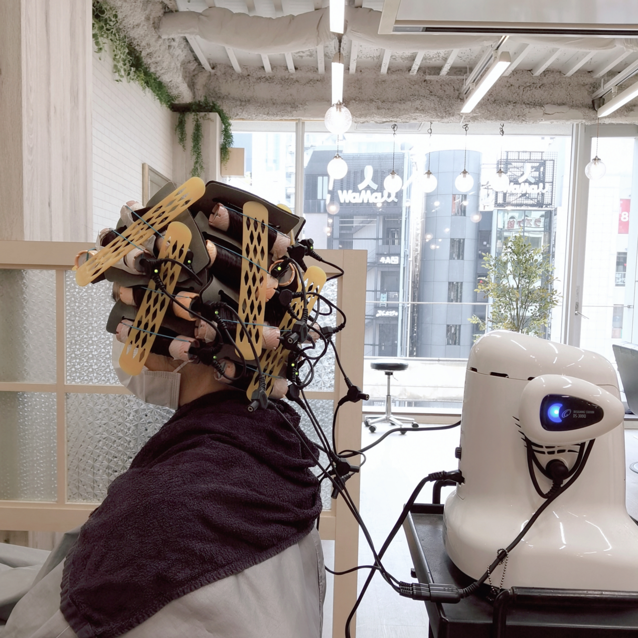 パサつかない！デジタルパーマの仕組み クリスタライジングキュール