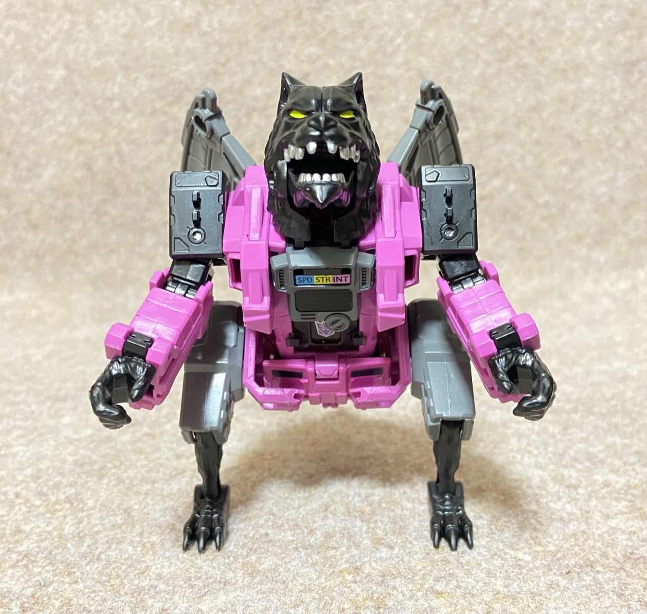 BUZZWORTHY BUMBLEBEE WORLDS COLLIDE ファングリー | I love