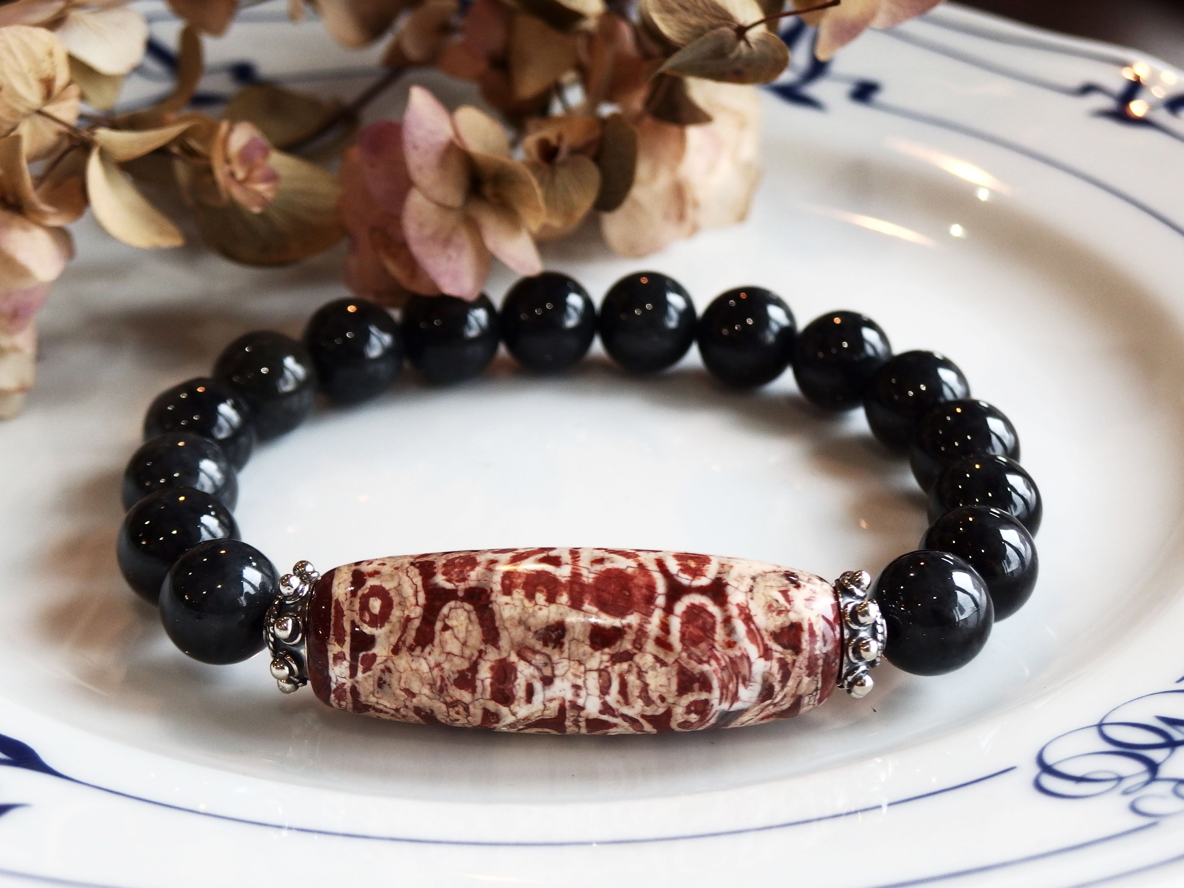 天珠に描かれた眼の数が最大の三十六眼天珠 | Gems〜ジェムズ〜