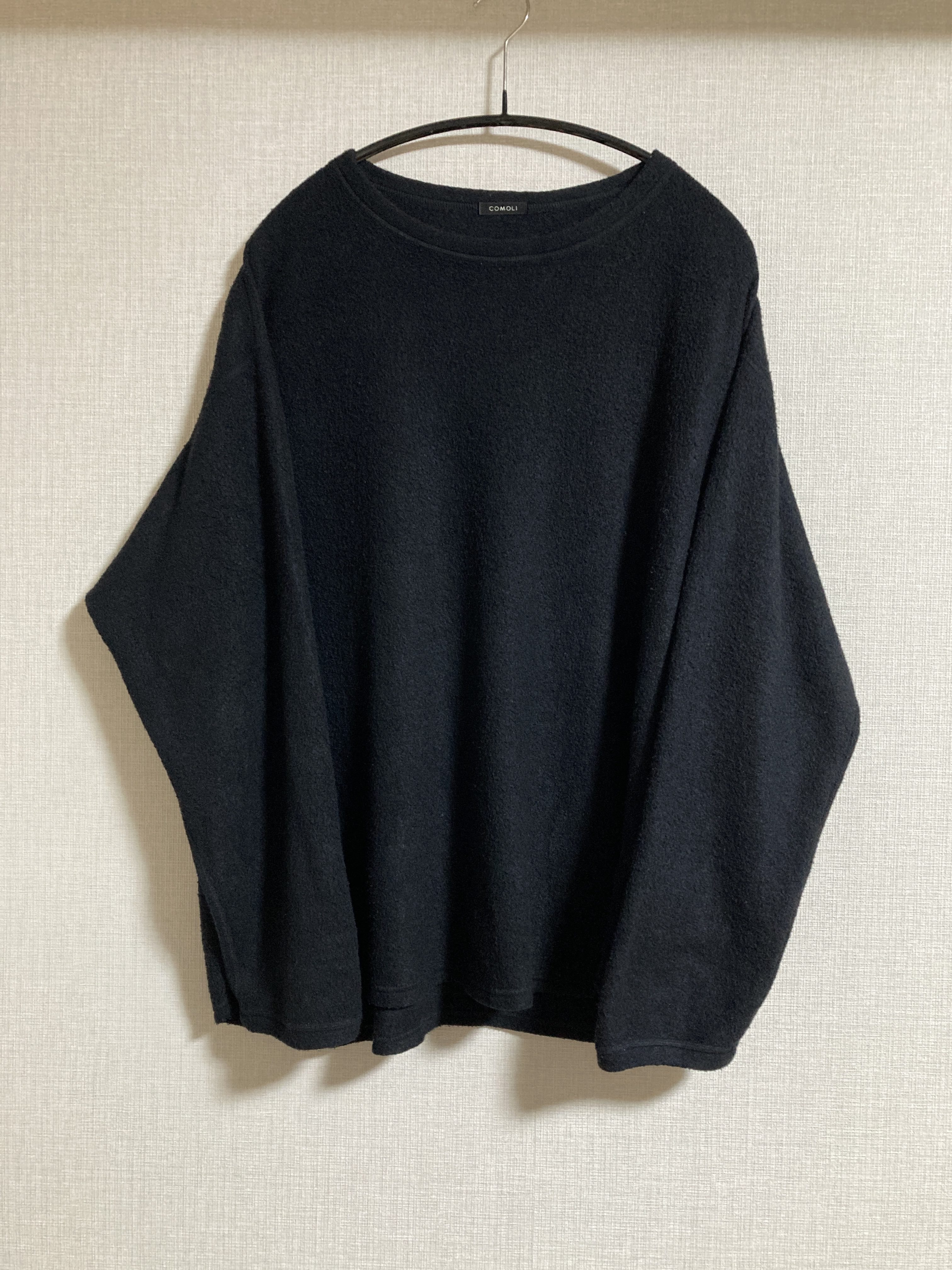 購入レビュー】COMOLIシルクフリース長袖クルーが着心地最高 | 30代男