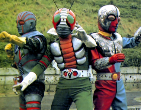 ソフビ魂で3大ヒーロー夢の競演！ ロボット刑事・仮面ライダーV3