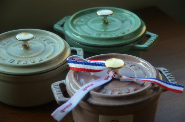 新入りストウブ♪新色シフォンローズ10cm | ジュンジュンの