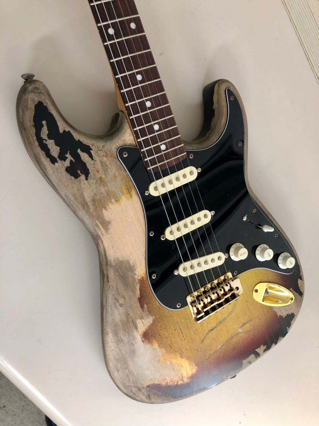 Club JunoストラトをSRV No,1風に改造 完成 | やれば出来る子を目指す