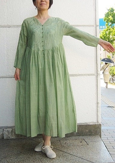 イエローレーベル④“コットンストライプ”のワンピース | 長野ヨーガン