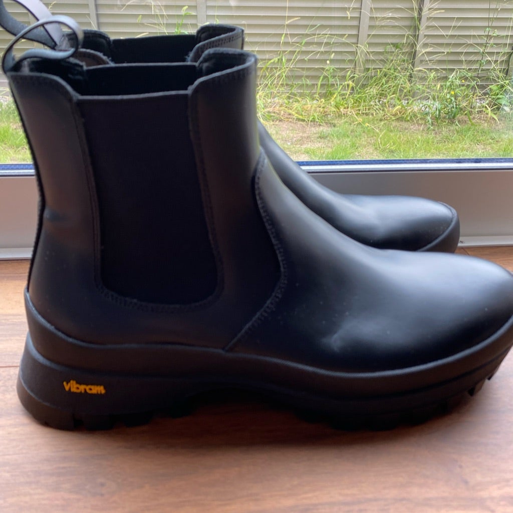 購入品】ジンサンダーみたいなZARAのブーツ | アラフォーパパでも