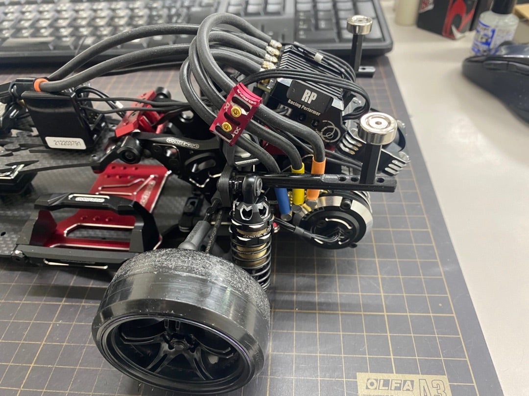 次は ガルム初号機にアジャスタブルリアアップライト | buellyoshiの