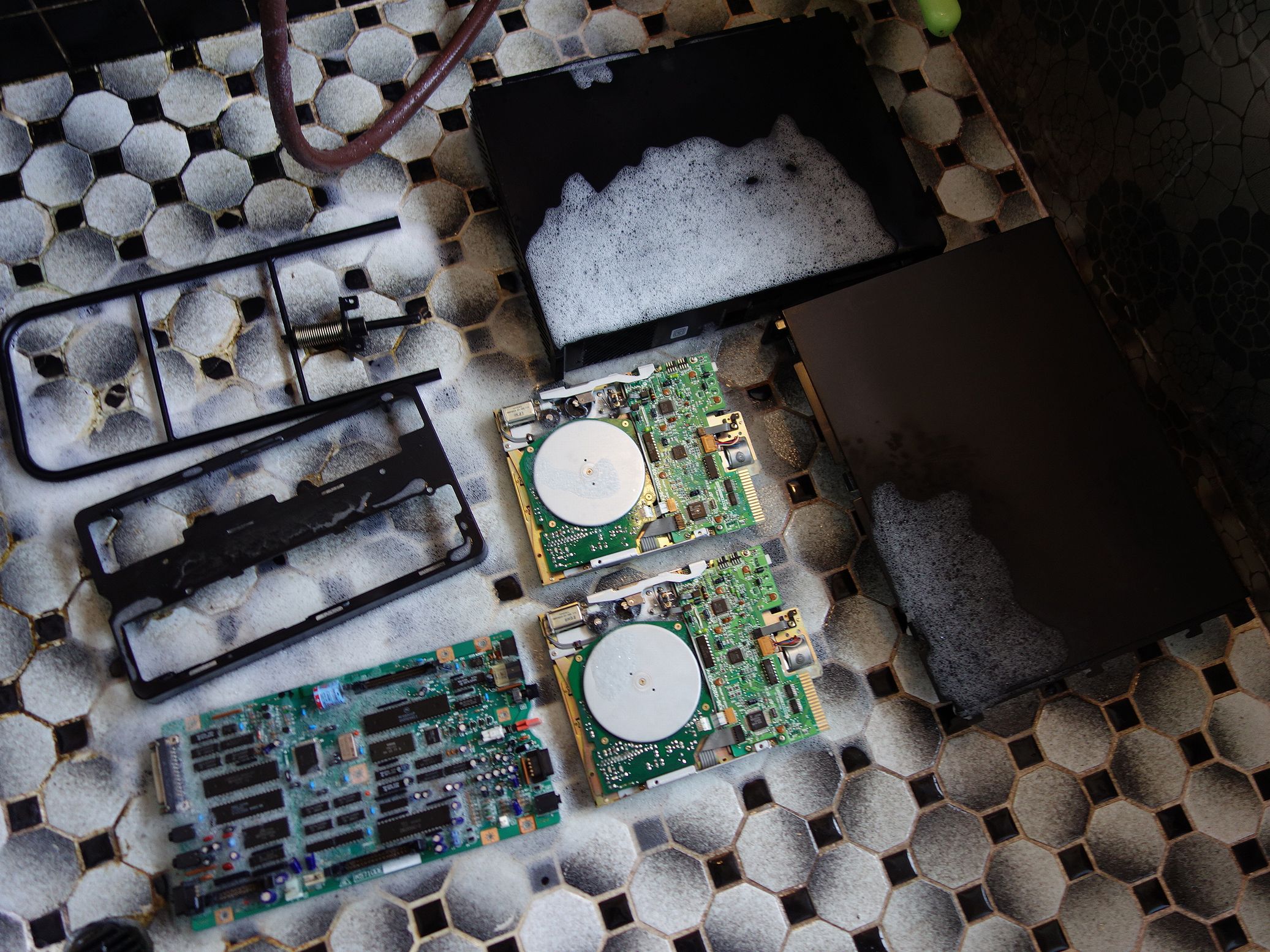 ジャンク】X68000 ACE HD マジックリン洗浄と動作確認【分解修理その2