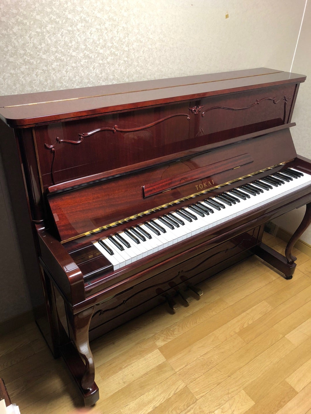 国産で総木製のピアノ TOKAI AU3mch 希少な猫足 | klavierhaus2000のブログ