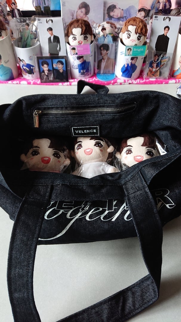 新品完売】Win Velence新作ロゴトートバッグBrightWin BrightWin