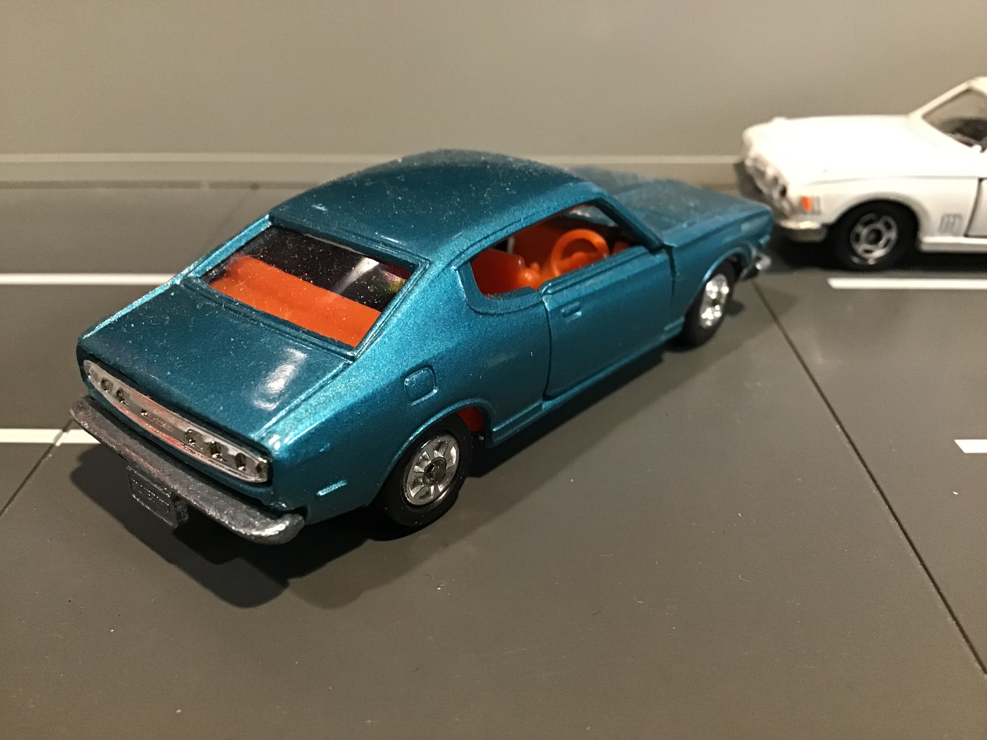 黒箱トミカNo.62-1日本製ニッサンブルーバードU 1800 SSS-E | やなしゃ