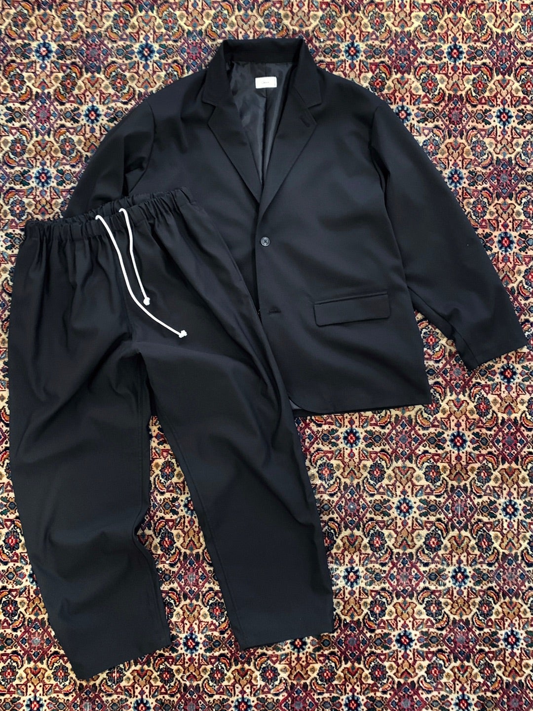 Yuan Relax Suit Set Up | WED STORE