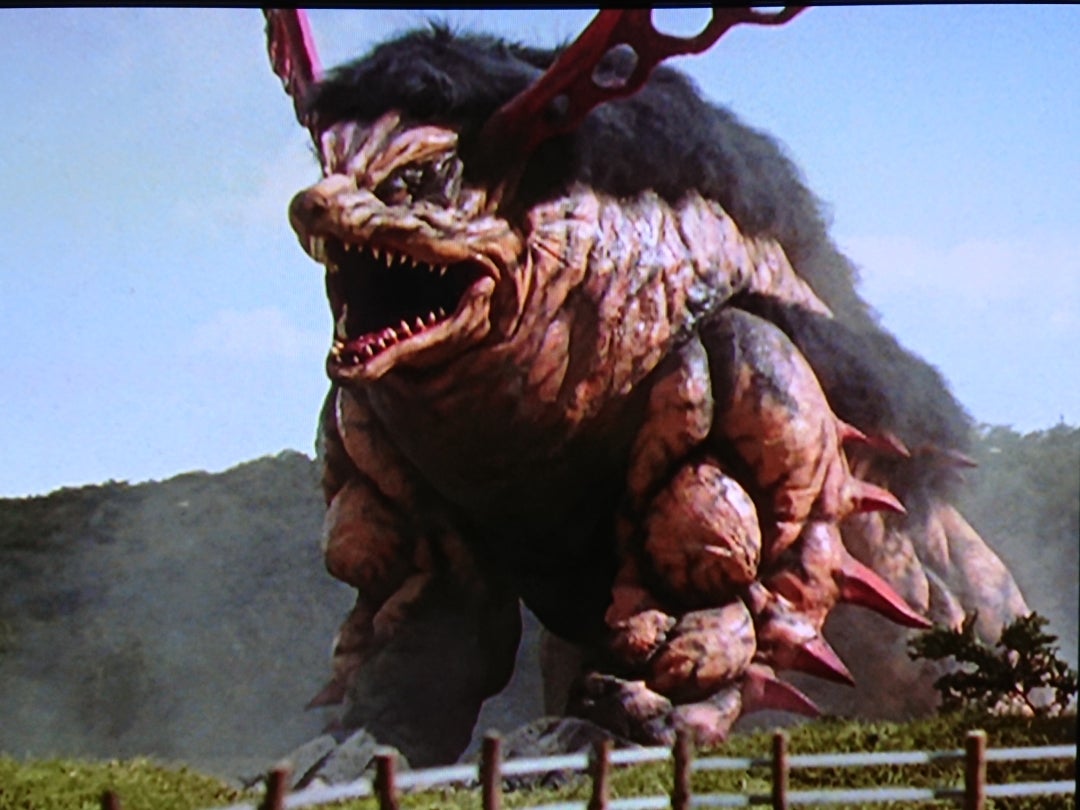 ウルトラマンティガ】第30話「怪獣動物園」 | てーとくの、アクマな日々。