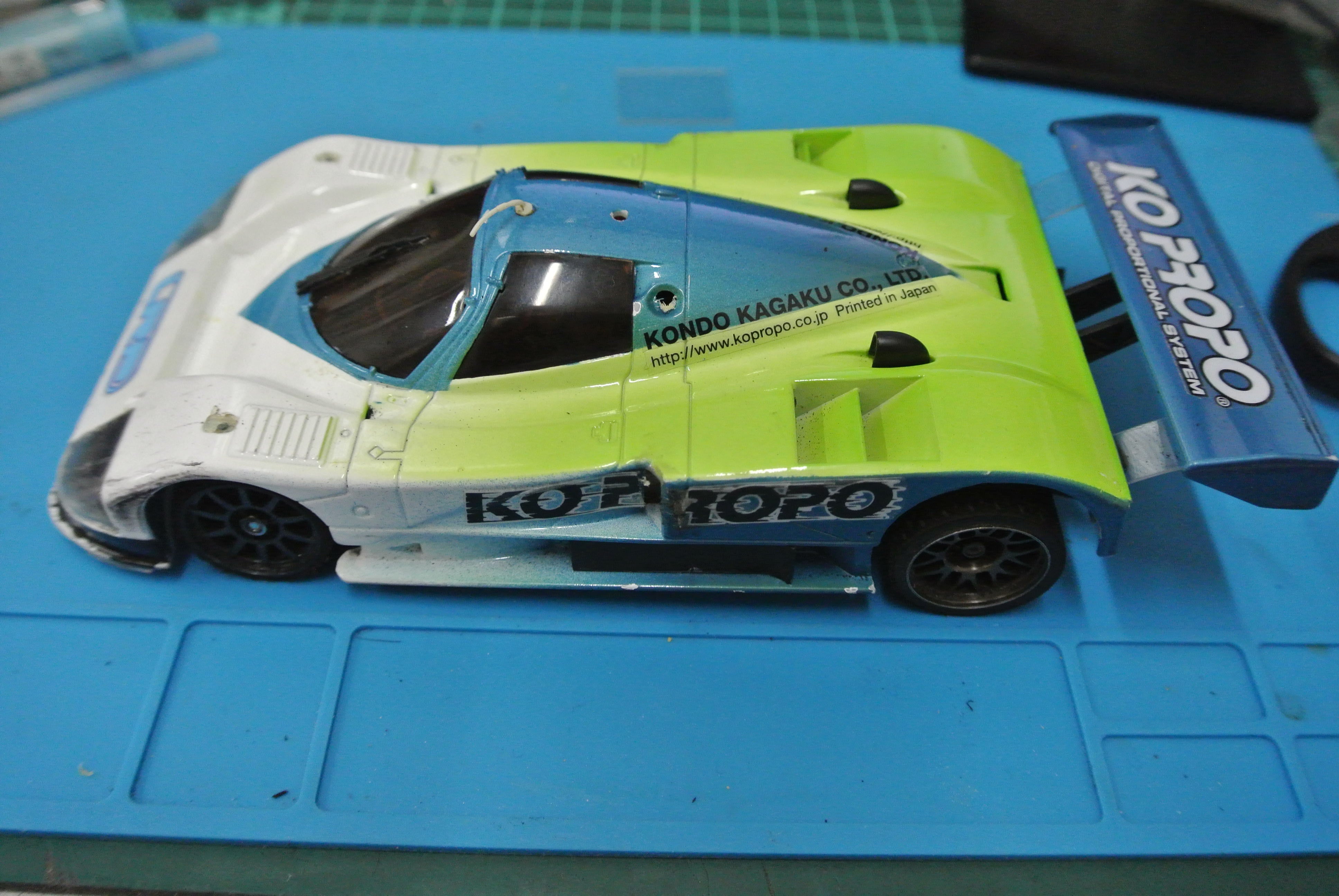 マツダ787に】ミニッツ！ボディ補強【こんな事してみたよ