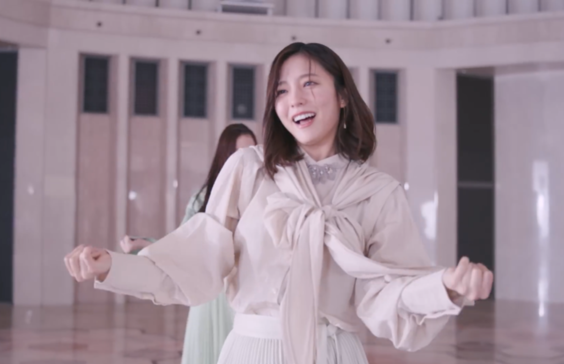 乃木坂46 『 人は夢を二度見る 』センター： 久保史緒里 山下美月